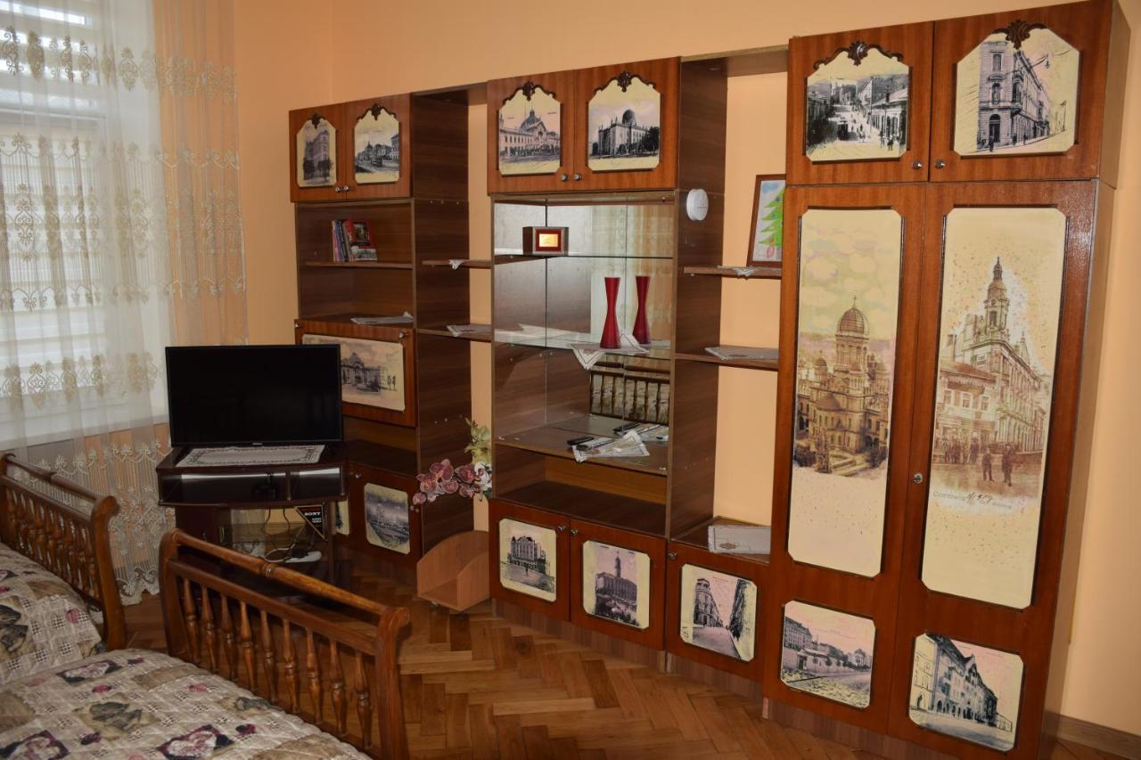 Apartment Orgelsaal Chernivtsi Exterior foto